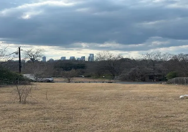Photo 3 of Land for sale at 2009 Greenwood Ave, Austin, TX 78723 | MLS# 9882009 | Listing updated on 2026-09-15