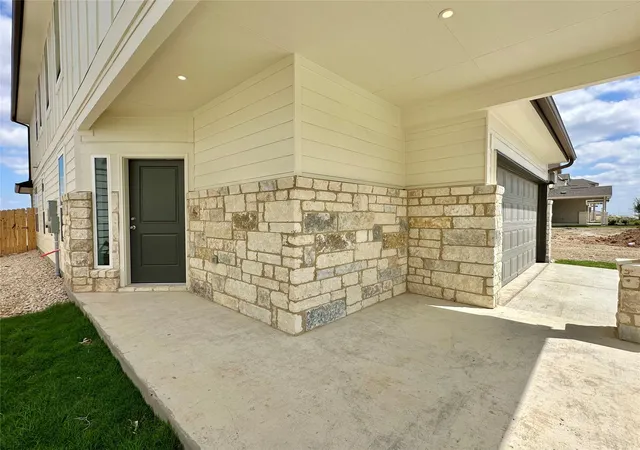 Photo 2 of Sale Pending at 404 Young St, Buda, TX 78610 | MLS# 2209472 | Listing updated on 2026-09-14