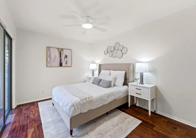 Listing Photo 4 - Condo for sale in building located at 3200 Maywood Ave, Austin, TX 78703 - Unit #A