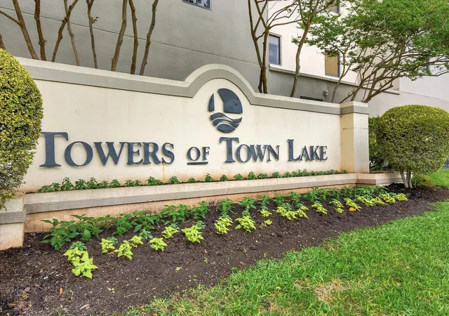 Photo 1 of Condo for sale at 40 N Interstate 35 #3B3, Austin, TX 78701 | MLS# 1469576 | Listing updated on 2026-09-12