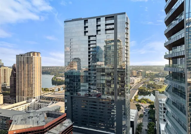 Photo 2 of Condo for sale at 210 Lavaca St #2505, Austin, TX 78701 | MLS# 9682049 | Listing updated on 2026-09-14
