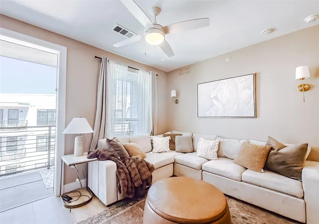 Photo 3 of Sale Pending at 1701 Simond Ave #639, Austin, TX 78723 | MLS# 7294173 | Listing updated on 2026-10-05