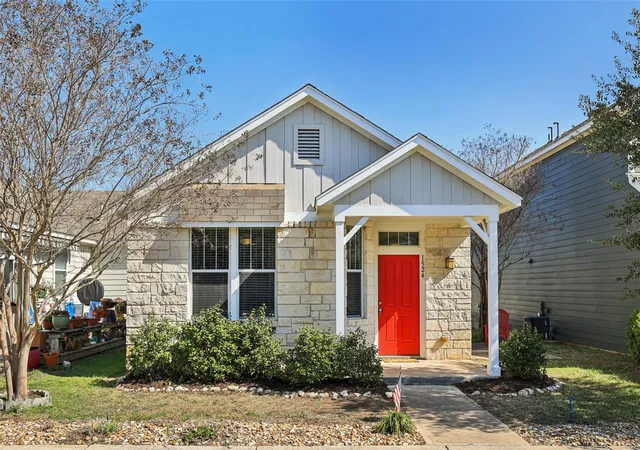 Photo 3 of Single family home for sale at 1524 Sanders, Kyle, TX 78640 | MLS# 2722549 | Listing updated on 2026-09-15
