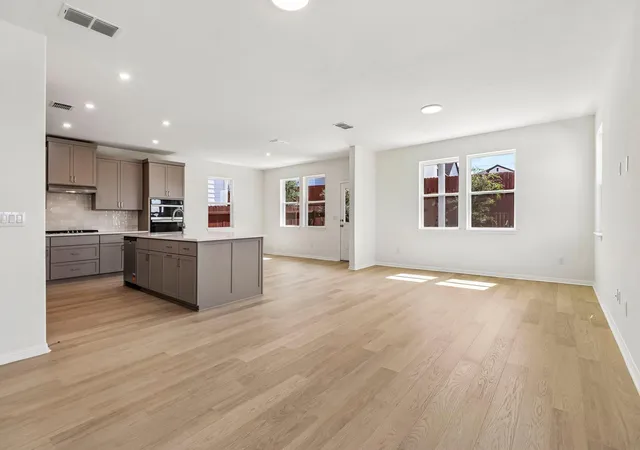 Photo 4 of Single family home for sale at 1505 Corsac Way, Austin, TX 78758 | MLS# 4310350 | Listing updated on 2026-10-03