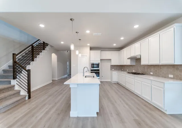 Photo 3 of Sale Pending at 871 Cherrystone Loop, Buda, TX 78610 | MLS# 2190091 | Listing updated on 2026-09-11