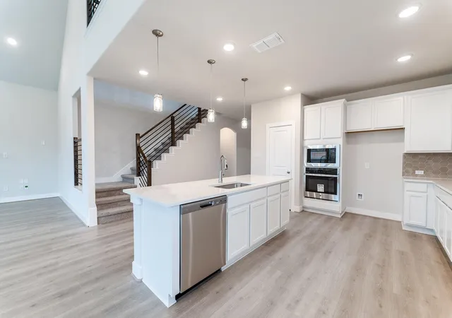 Photo 3 of Sale Pending at 871 Cherrystone Loop, Buda, TX 78610 | MLS# 2190091 | Listing updated on 2026-09-11