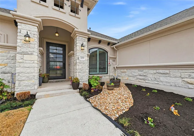 Photo 3 of Single family home for sale at 201 Miranda Way, Georgetown, TX 78633 | MLS# 2468822 | Listing updated on 2026-09-13
