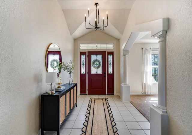 Photo 3 of Single family home for sale at 104 Firestone Pl, Meadowlakes, TX 78654 | MLS# 1644663 | Listing updated on 2026-09-11