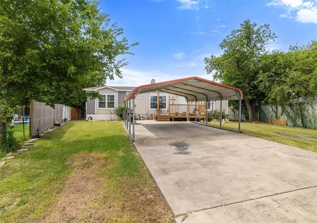 Photo 1 of Manufactured home for sale at 418 Lenora Dr, Taylor, TX 76574 | MLS# 5774557 | Listing updated on 2026-09-11