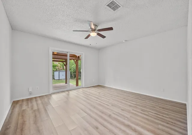 Photo 4 of Single family home for sale at 8204 Kellog Ct, Austin, TX 78745 | MLS# 4314608 | Listing updated on 2026-09-15
