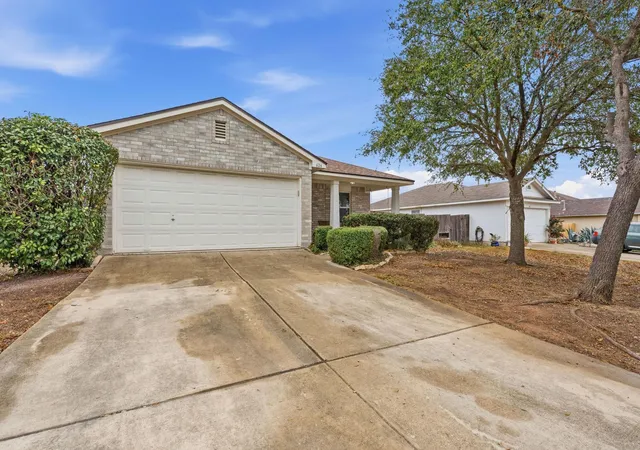 Photo 3 of Single family home for sale at 626 Atlantis, Kyle, TX 78640 | MLS# 2725559 | Listing updated on 2026-10-08