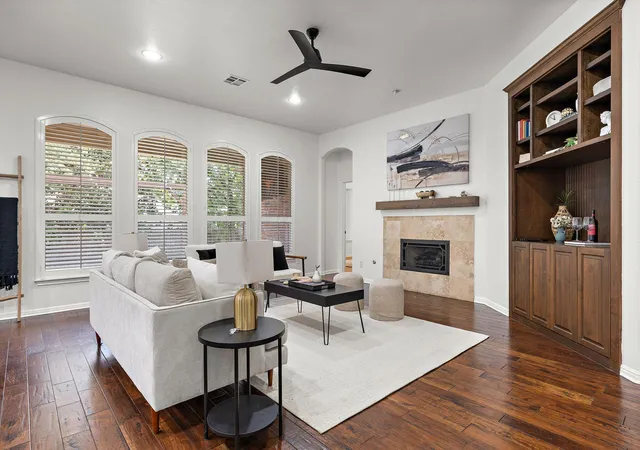 Photo 3 of Single family home for sale at 10421 Hansa Dr, Austin, TX 78739 | MLS# 9839978 | Listing updated on 2026-09-14