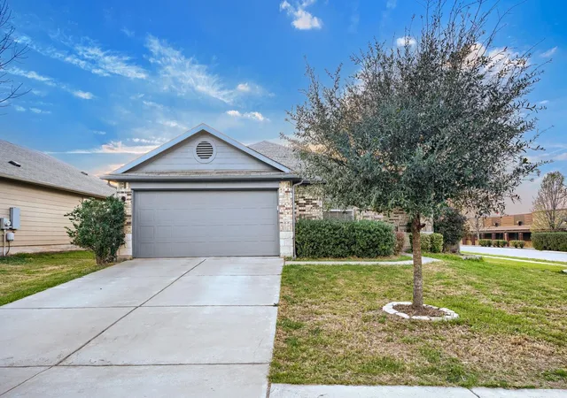 Photo 3 of Single family home for sale at 100 Liard River Rd, Hutto, TX 78634 | MLS# 4981142 | Listing updated on 2026-10-27