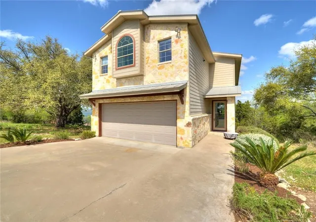 Photo 3 of Single family home for sale at 115 Hl Loop, Spicewood, TX 78669 | MLS# 8294247 | Listing updated on 2026-09-11