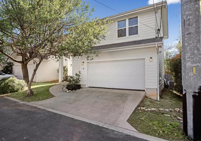 Photo 1 of Condo for sale at 7312 E Ben White Blvd #10, Austin, TX 78741 | MLS# 1255496 | Listing updated on 2026-09-15