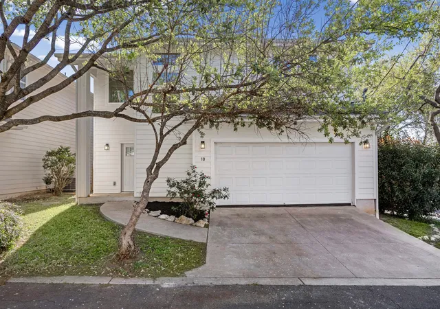 Photo 2 of Condo for sale at 7312 E Ben White Blvd #10, Austin, TX 78741 | MLS# 1255496 | Listing updated on 2026-09-15