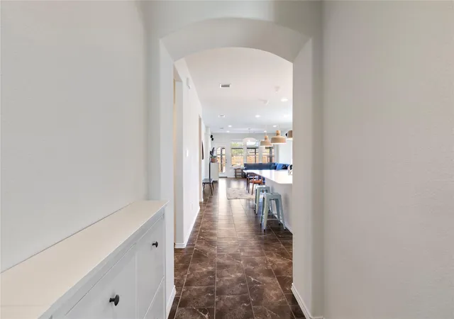 Photo 4 of Single family home for sale at 1001 Mccormick Cv, Hutto, TX 78634 | MLS# 9480899 | Listing updated on 2026-09-15