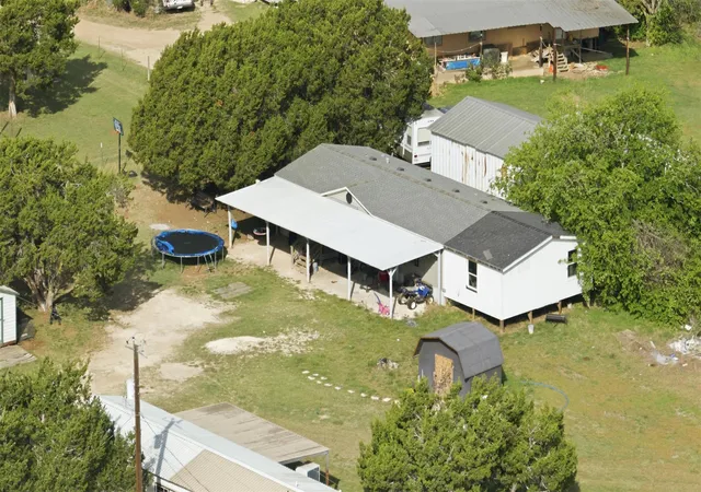 Photo 2 of Manufactured home for sale at 7501 Fm 1670, Belton, TX | MLS# 4271929 | Listing updated on 2026-09-14