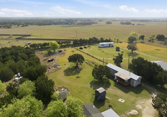 Photo 3 of Manufactured home for sale at 7501 Fm 1670, Belton, TX | MLS# 4271929 | Listing updated on 2026-09-14