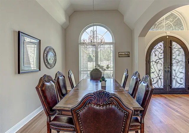 Photo 4 of Sale Pending at 105 Arbors Cir, Elgin, TX 78621 | MLS# 1581649 | Listing updated on 2026-10-09