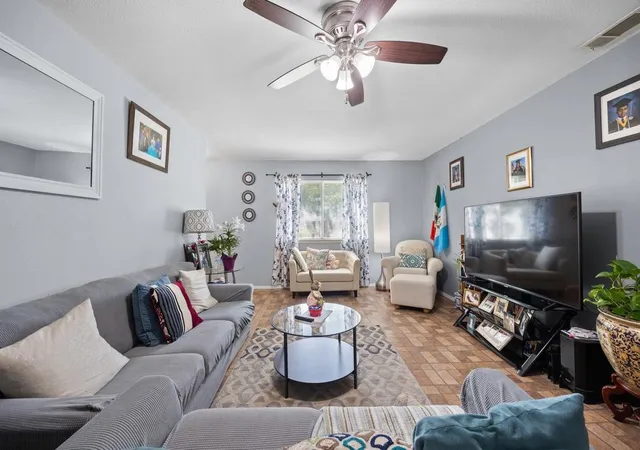 Photo 2 of House for sale at 10406 Little Pebble Dr, Austin, TX 78758 | MLS# 3478430 | Listing updated on 2026-09-15