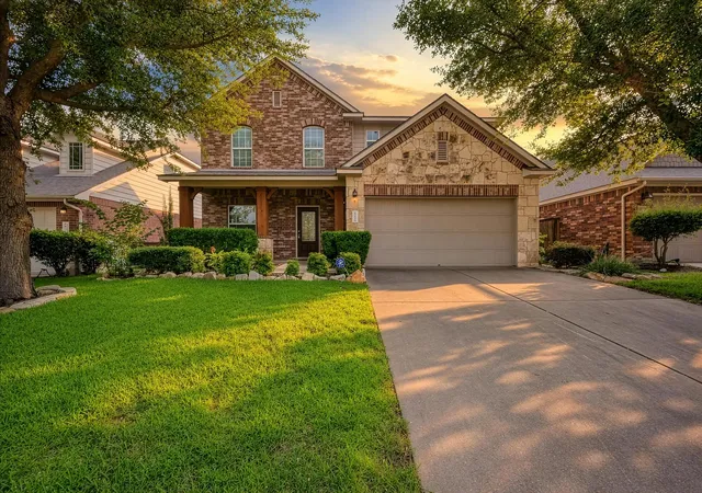 Photo 4 of Single family home for sale at 1704 Stonehaven Ln, Round Rock, TX 78665 | MLS# 1101001 | Listing updated on 2026-09-27