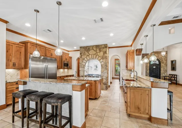 Photo 3 of Single family home for sale at 17701 Navigation Ln, Jonestown, TX 78645 | MLS# 8742822 | Listing updated on 2026-09-29