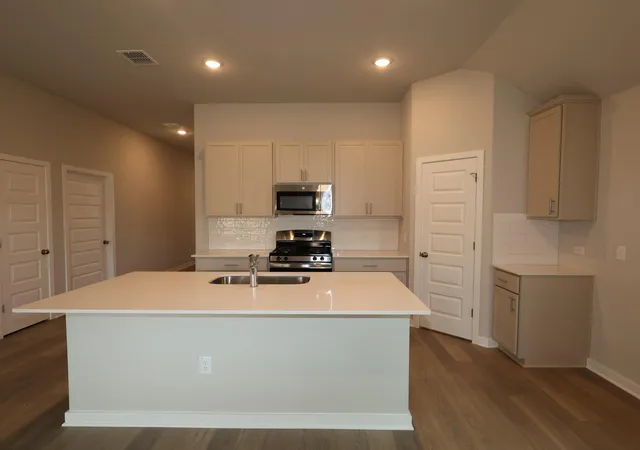 Photo 3 of Sale Pending at 4517 Lava Is Dr, Austin, TX 78747 | MLS# 2271283 | Listing updated on 2026-09-25