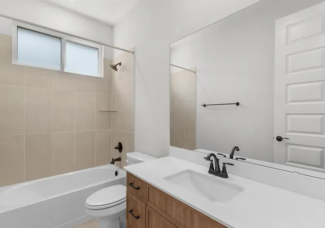 Photo 4 of Single family home for sale at 1204 Pansy Trl, Georgetown, TX 78628 | MLS# 3570025 | Listing updated on 2026-09-19