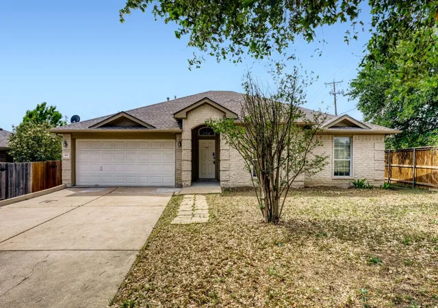 Photo 1 of Single family home for sale at 100 Antietam Trl, Elgin, TX 78621 | MLS# 8506240 | Listing updated on 2026-09-10