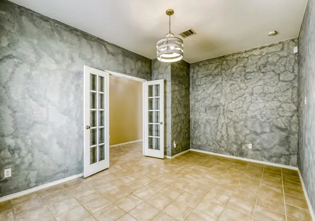 Photo 4 of Single family home for sale at 100 Antietam Trl, Elgin, TX 78621 | MLS# 8506240 | Listing updated on 2026-09-10