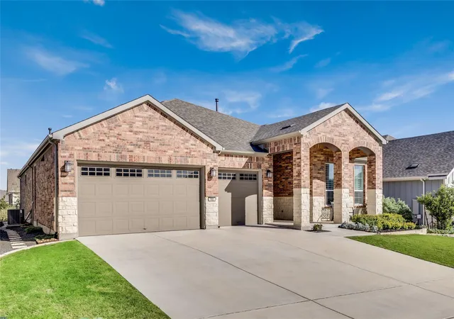 Photo 1 of Single family home for sale at 102 Pointer Ln, Georgetown, TX 78633 | MLS# 4443191 | Listing updated on 2026-09-15