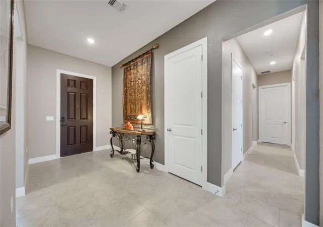 Photo 4 of Single family home for sale at 102 Pointer Ln, Georgetown, TX 78633 | MLS# 4443191 | Listing updated on 2026-09-15