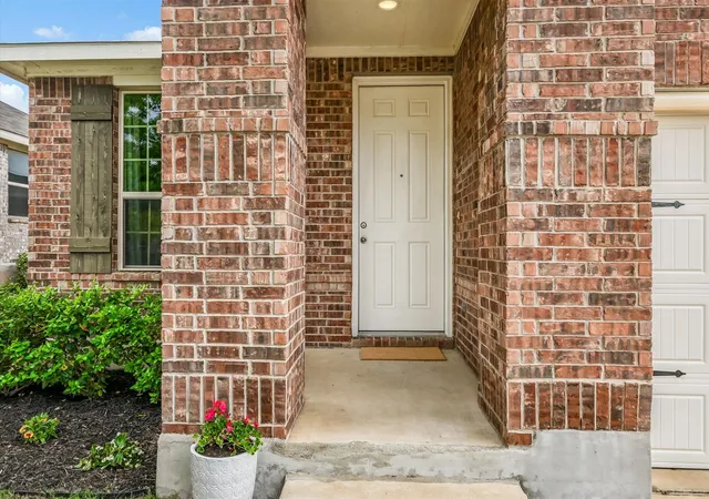 Photo 2 of Single family home for sale at 1504 William Bee Dr, Leander, TX 78641 | MLS# 9331737 | Listing updated on 2026-10-07