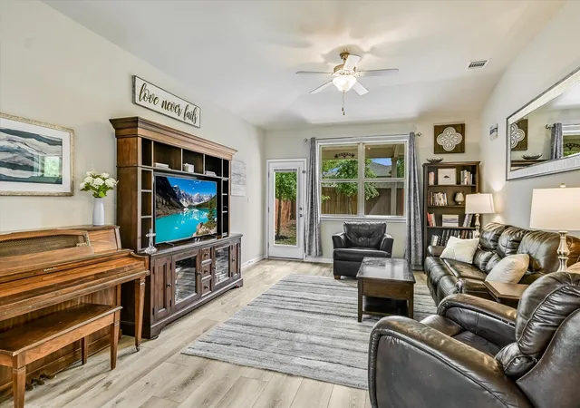 Photo 3 of Single family home for sale at 1504 William Bee Dr, Leander, TX 78641 | MLS# 9331737 | Listing updated on 2026-10-07