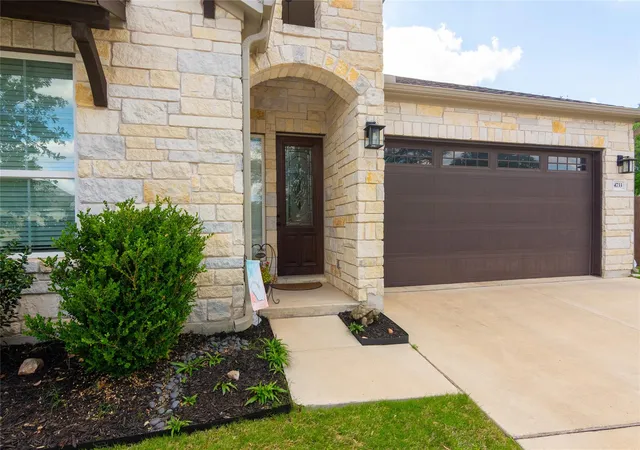 Photo 4 of Single family home for sale at 4733 Collins St, Round Rock, TX 78681 | MLS# 1182030 | Listing updated on 2026-09-15