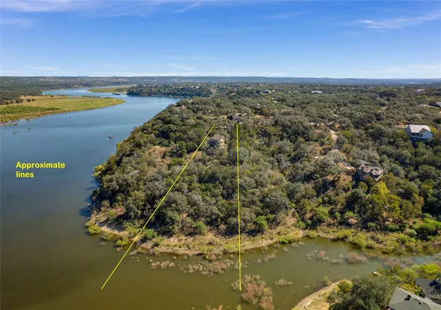 Photo 2 of Single family home for sale at 501 Coventry Rd, Spicewood, TX 78669 | MLS# 4482149 | Listing updated on 2026-09-10