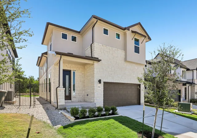 Photo 1 of Single family home for sale at 2014 Kit Cir, Austin, TX 78758 | MLS# 2093082 | Listing updated on 2026-09-19