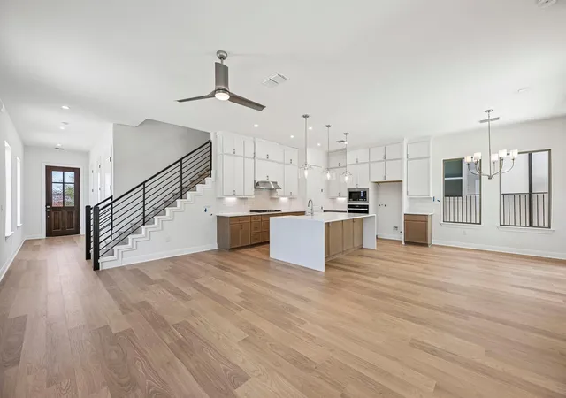 Photo 4 of Single family home for sale at 2006 Kit Cir, Austin, TX 78758 | MLS# 4939994 | Listing updated on 2026-10-01