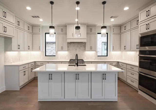 Photo 3 of Sale Pending at 251 Leaning Rock Rdg, Austin, TX 78737 | MLS# 3375524 | Listing updated on 2026-09-14