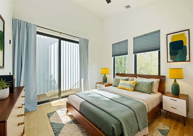 Photo 3 of Single family home for sale at 1206 Luna St #2, Austin, TX 78721 | MLS# 4910383 | Listing updated on 2026-09-15