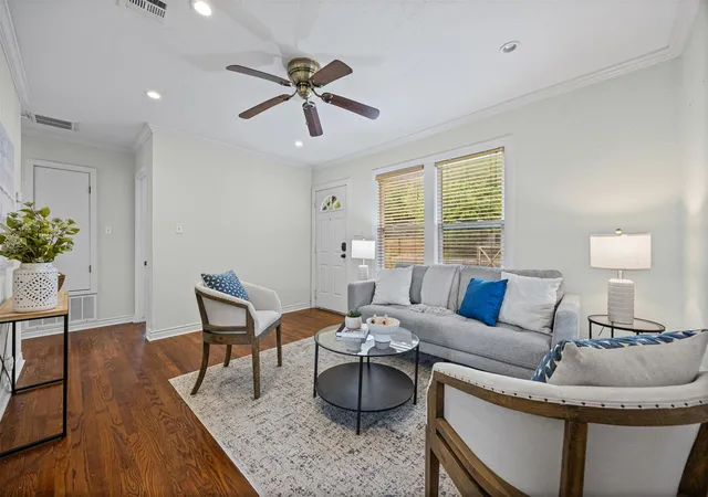 Photo 2 of Single family home for sale at 2403 S 2nd Street, Austin, TX 78704 | MLS# 2810757 | Listing updated on 2026-09-11