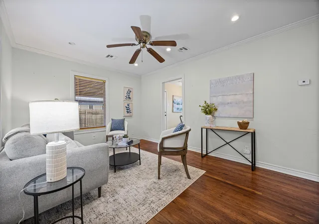 Photo 3 of Single family home for sale at 2403 S 2nd Street, Austin, TX 78704 | MLS# 2810757 | Listing updated on 2026-09-11