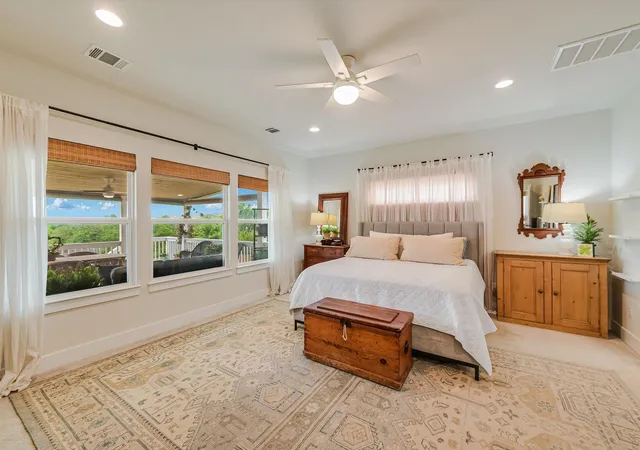 Photo 4 of Single family home for sale at 125 Broken Oak Dr, Liberty Hill, TX 78642 | MLS# 5969413 | Listing updated on 2026-09-22