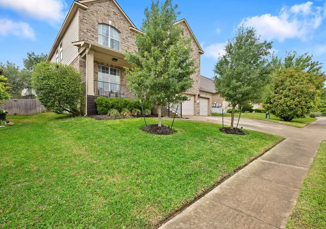 Photo 3 of Single family home for sale at 2652 Ravenwood Dr, Round Rock, TX 78665 | MLS# 3576267 | Listing updated on 2026-09-15