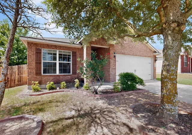 Photo 2 of Single family home for sale at 108 Judge King Dr, Jarrell, TX 76537 | MLS# 4063454 | Listing updated on 2026-09-13
