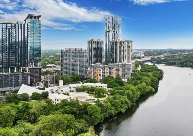 Photo 3 of Condo for sale at 70 Rainey St #2201, Austin, TX 78701 | MLS# 3344216 | Listing updated on 2026-09-15