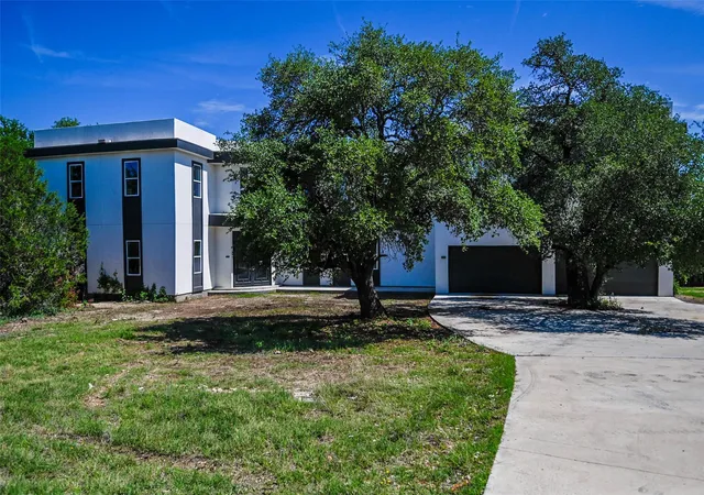 Photo 3 of Single family home for sale at 14300 Fallen Timber Dr, Austin, TX 78734 | MLS# 6949378 | Listing updated on 2026-09-15