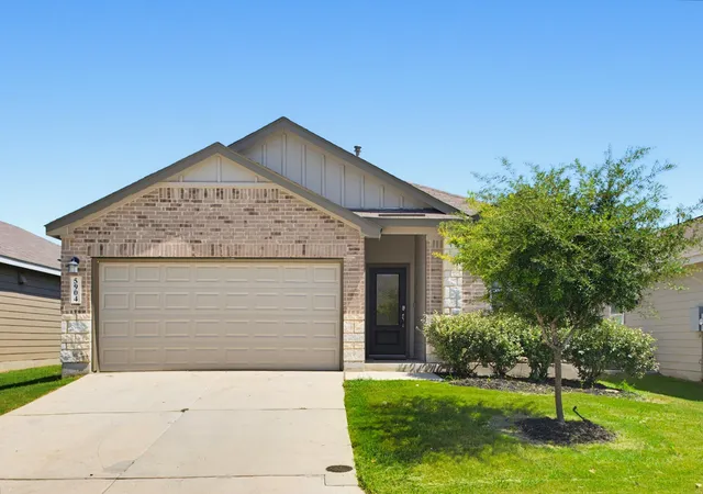 Single family home for sale at 5904 Geronimo Way, Seguin, TX 78155 | MLS# 8859515
