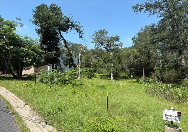 Photo 1 of Land for sale at 4640 Marlo Dr, Austin, TX 78723 | MLS# 3633562 | Listing updated on 2026-09-11
